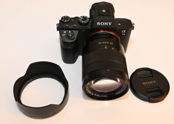 SONY A7 MK2 with Zeiss 24-70mm f4 lens