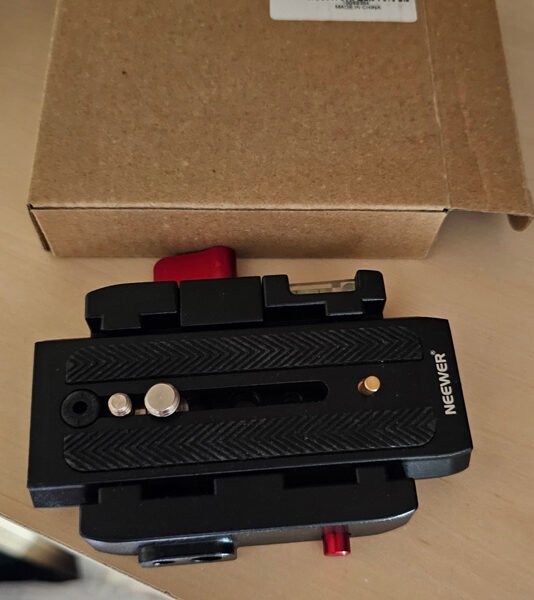 Neewer Quick Shoe Plate Connect Adapter