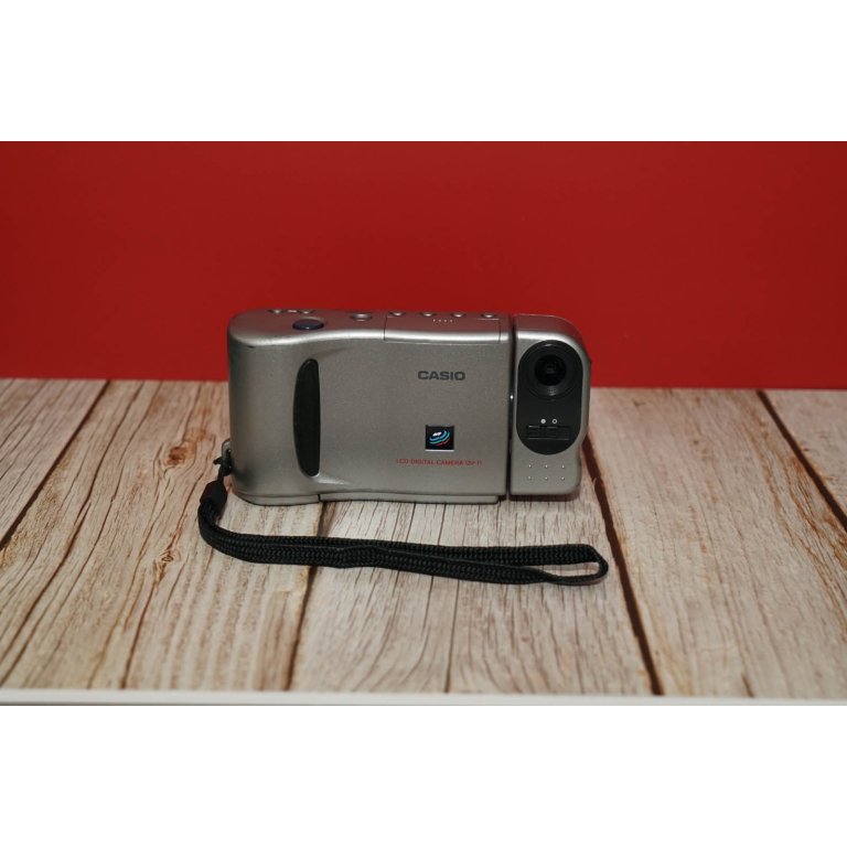 Casio QV-11 Digital Camera