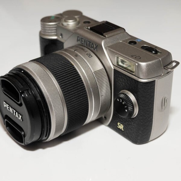 Pentax Q7 with 5-15mm f/2.8-4.5 lens