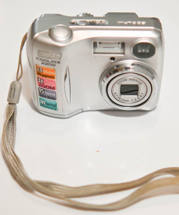 Nikon Coolpix 2200
