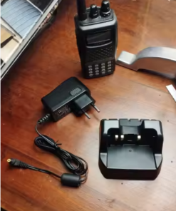 Used Yaesu FT60R Handheld Two Way Radio with new battery and charger