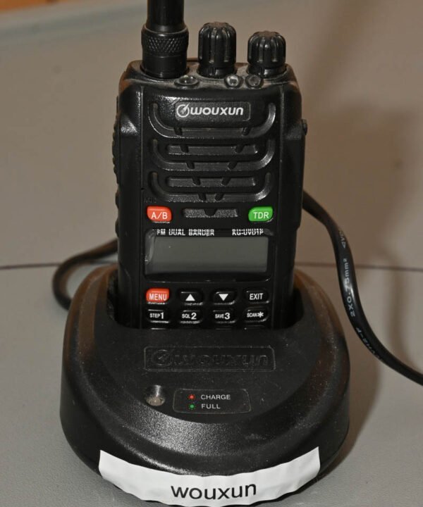 Wouxun 2m / 4m Handheld